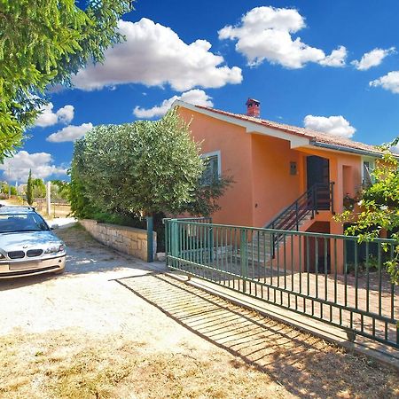 Peruški Apartment Luisa 1437 מראה חיצוני תמונה