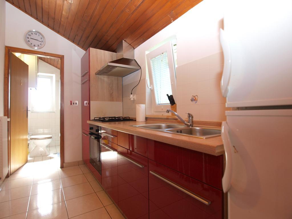 Peruški Apartment Luisa 1437 מראה חיצוני תמונה