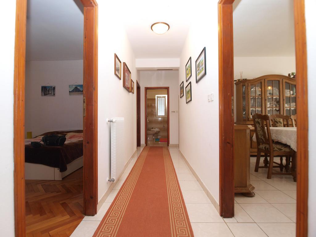 Peruški Apartment Luisa 1437 מראה חיצוני תמונה