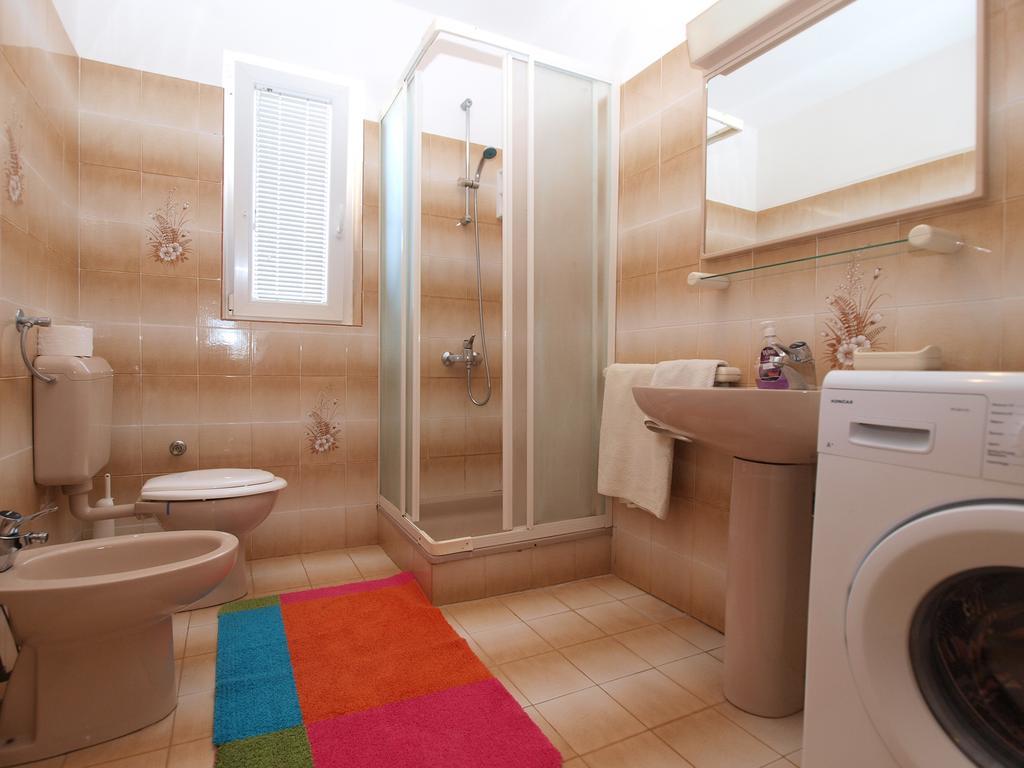 Peruški Apartment Luisa 1437 מראה חיצוני תמונה